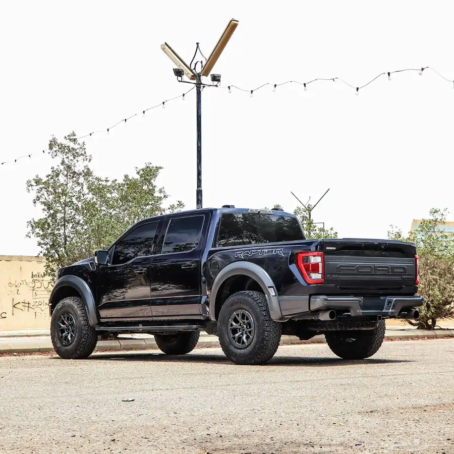 فورد رابتر F-150 2021 بكج 37 كامل المواصفات وبحالة الوكاله 3