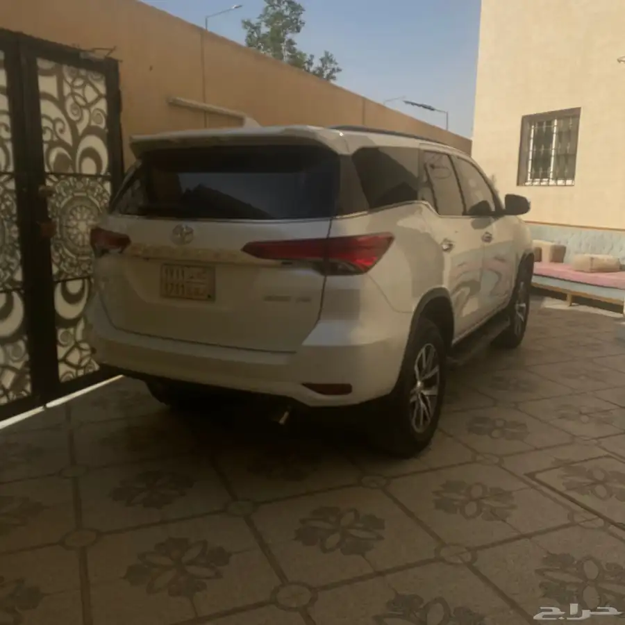 فورشنر فل كامل 20016 للبيع على السوم ممشى ثلاث ميه وعشره 1