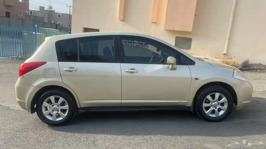 نيسان تيدا 2