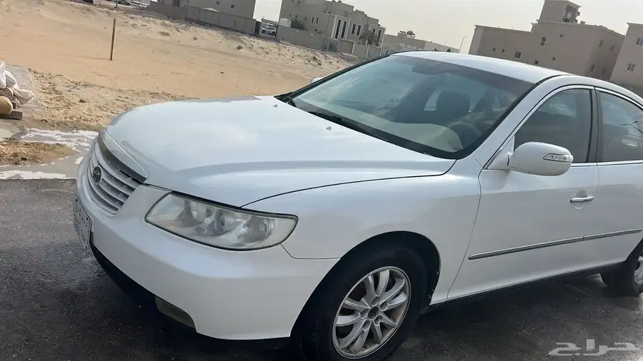 للبيع ازيرا 2010 0
