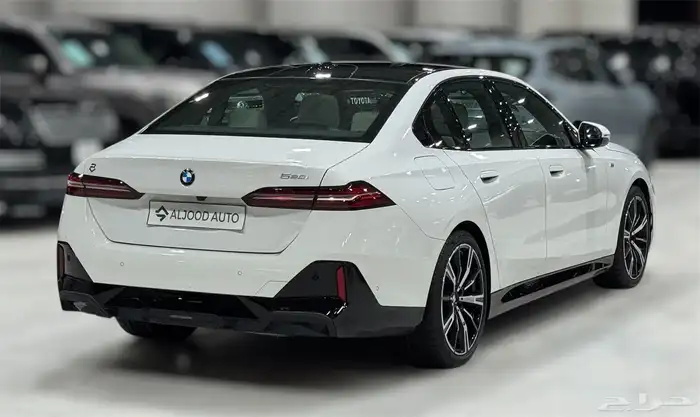 بي ام دبليو 520i M kit موديل 2024 فل كامل شبة جديد 4