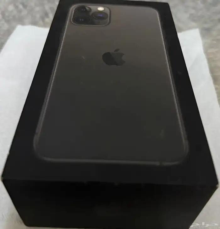 ايفون 11  64 قيقا أضراره واضحة  البيع لاعلى سوم 3