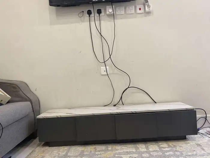 طاولة جديدة للبيع ما استخدمتها نهائي 2