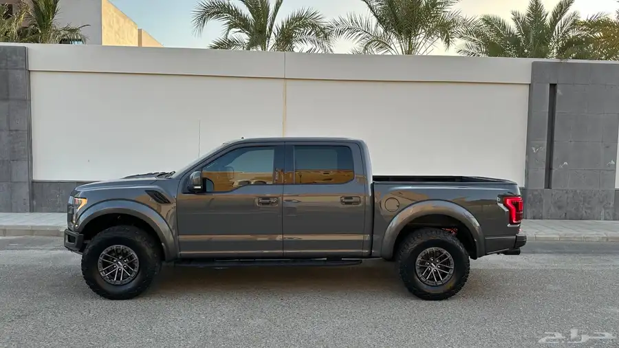 2020 فورد رابتر F150 8