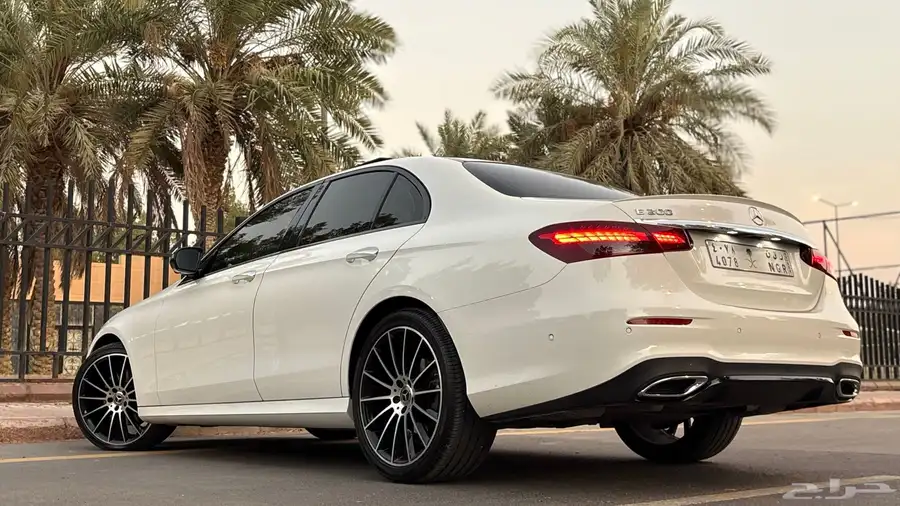 مرسيدس E300 2023 ( بدون اعطال ) 35
