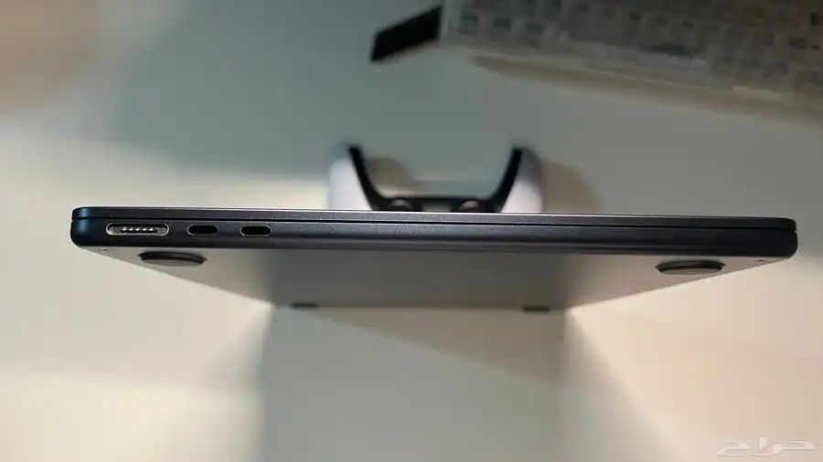 ماك بوك اير M2 6
