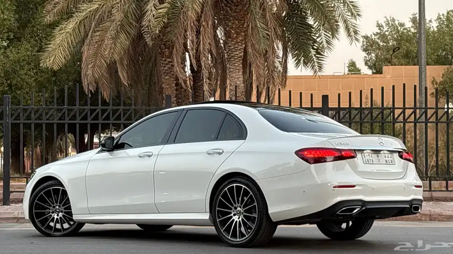 مرسيدس E300 2023 ( بدون اعطال ) 5