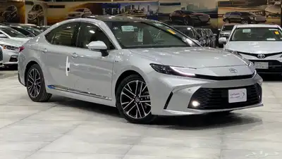 تايوتا كامري هايبرد 2025 2