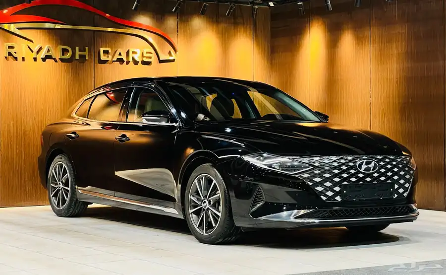 هيونداي ازيرا 2020 V6 فل كامل (( عرض خاص )) 0