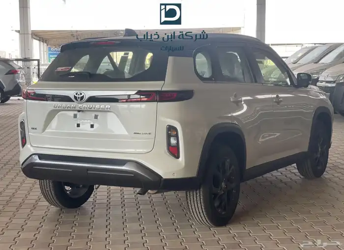 تويوتا أوربان glx فل كامل 1