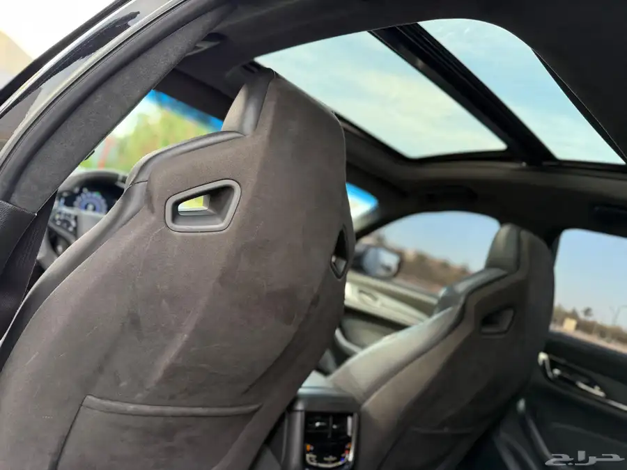 للبيع كاديلاك CTS-V كاربون اديشن 20