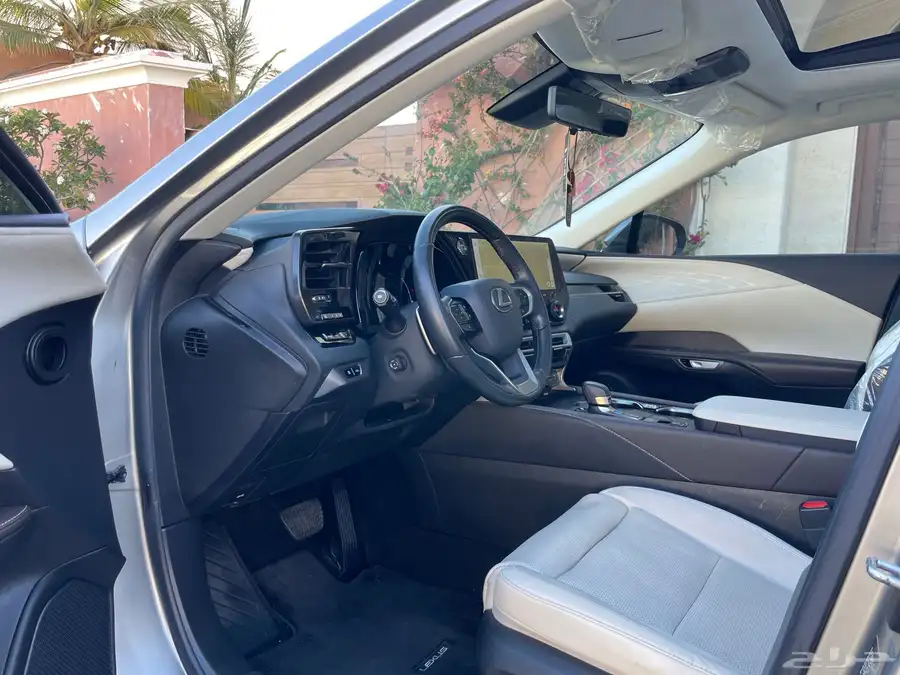 لكزس RX 350 BB فل كامل هايبرد 2024 ( شبه جديد ) 18