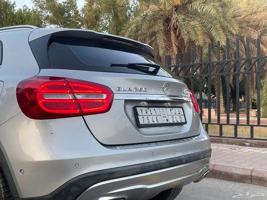 مرسيدس GLA250 2016 بحاله ممتاز 6