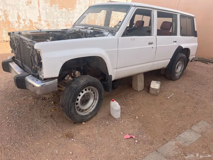للبيع باترول كامل مسقط من 88-97 0