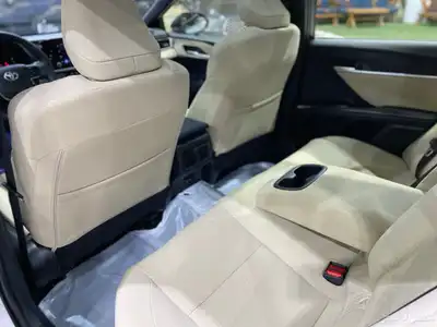 تايوتا كامري هايبرد 2025 7