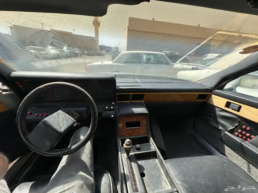 1981 Aston Martin Lagonda 12