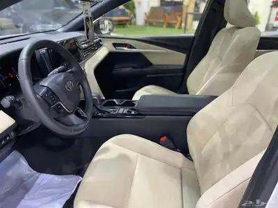 تايوتا كامري هايبرد 2025 14
