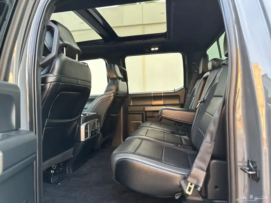 2020 فورد رابتر F150 12