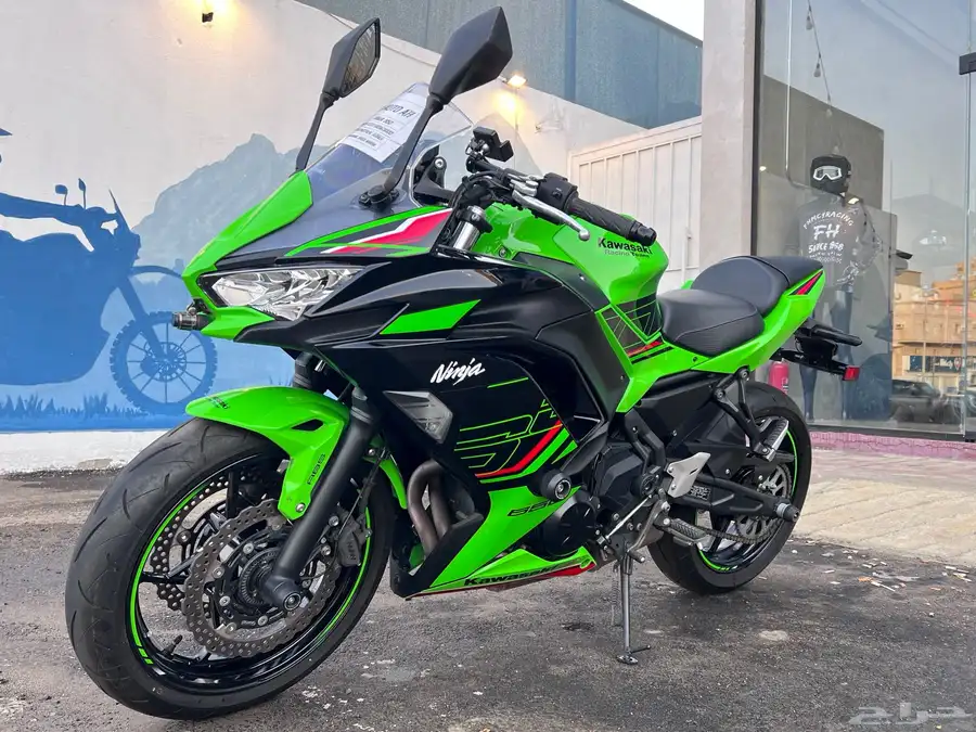 للبيع دباب كاواساكي مقاس 650cc index