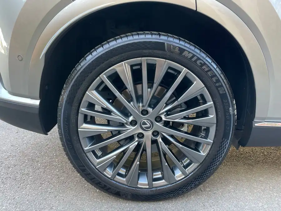لكزس RX 350 BB فل كامل هايبرد 2024 ( شبه جديد ) 29