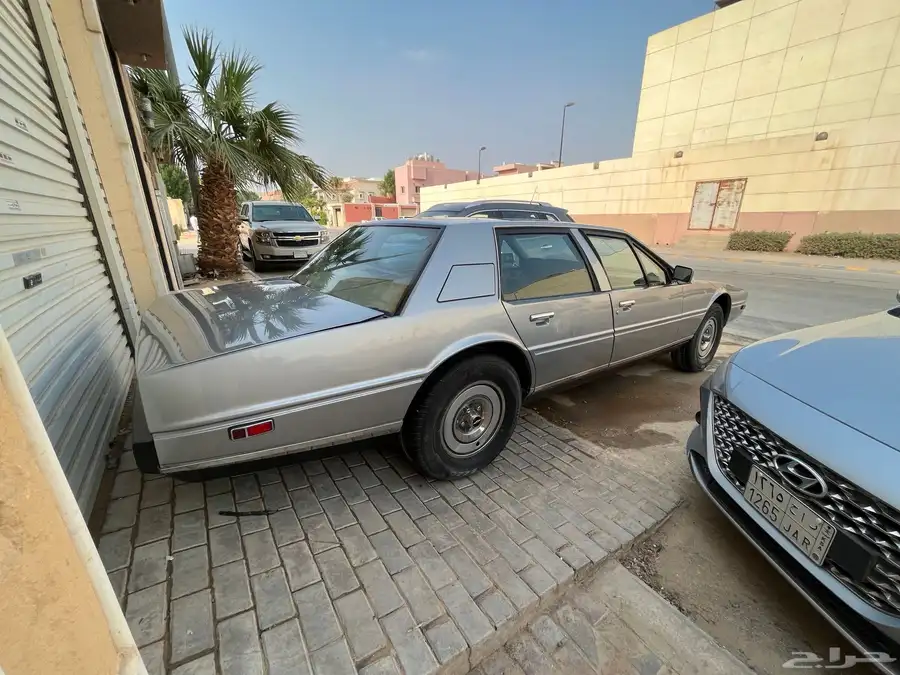1981 Aston Martin Lagonda 17