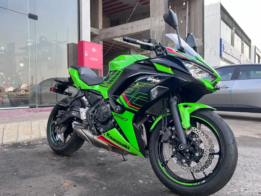 للبيع دباب كاواساكي مقاس 650cc index