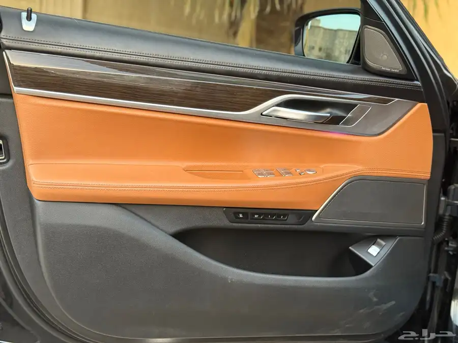 بي ام دبليو BMW Li730 موديل 2022 سعودي فل 38
