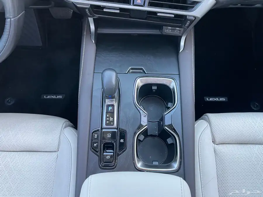 لكزس RX 350 BB فل كامل هايبرد 2024 ( شبه جديد ) 27
