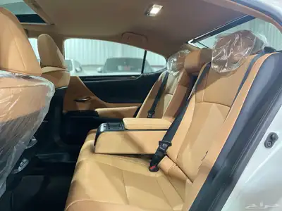 لكزس ES350 2024 12