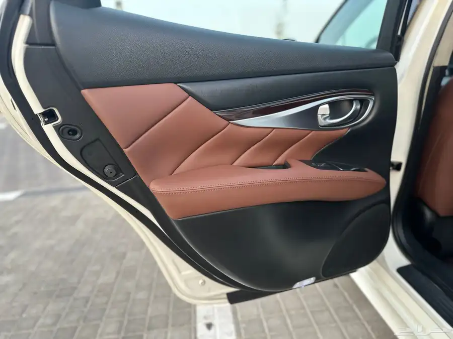 انفنتي Q70 2017 17