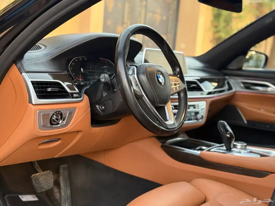 بي ام دبليو BMW Li730 موديل 2022 سعودي فل 44