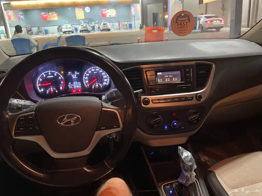 اكسنت 2019 أبيض 3