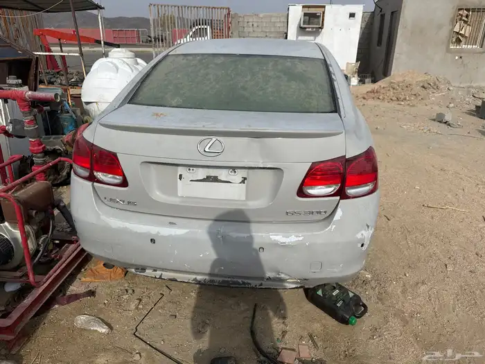 لكزس2008 Gs350 تشليح قطع موجود جميع القطع عندي منها 3سيارات 2