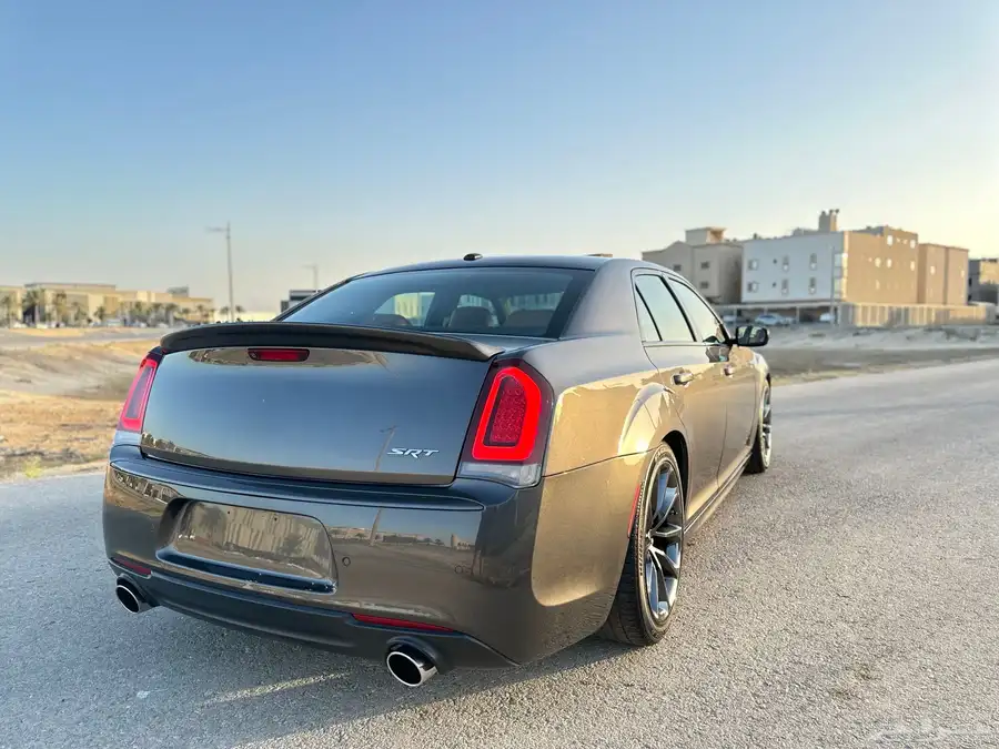 كرايسلر SRT بلاك روف موديل 2018 8
