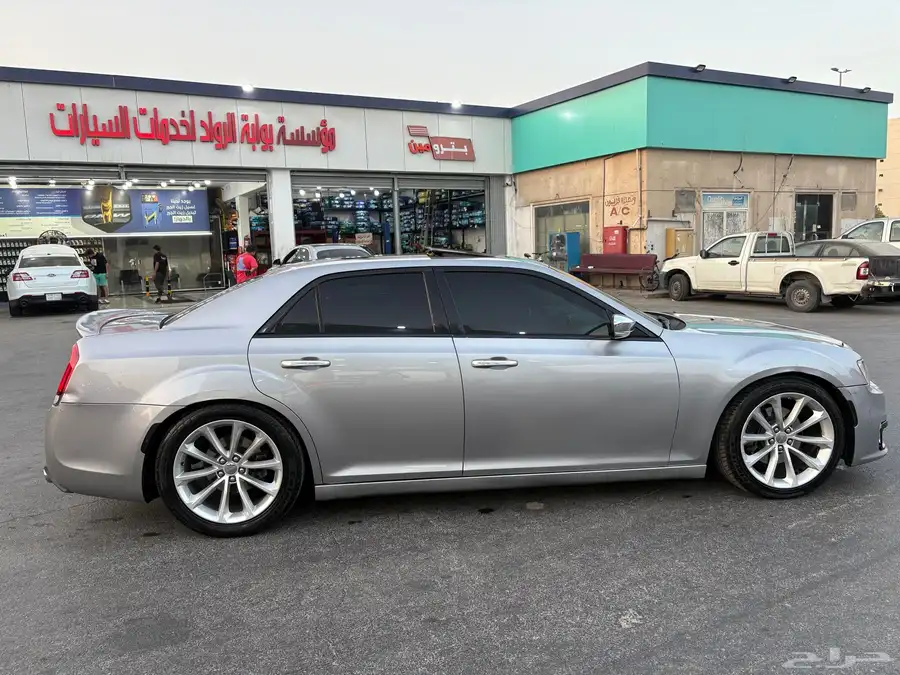 كرايسلر 2015 فل كامل اكتزتيف V8 7