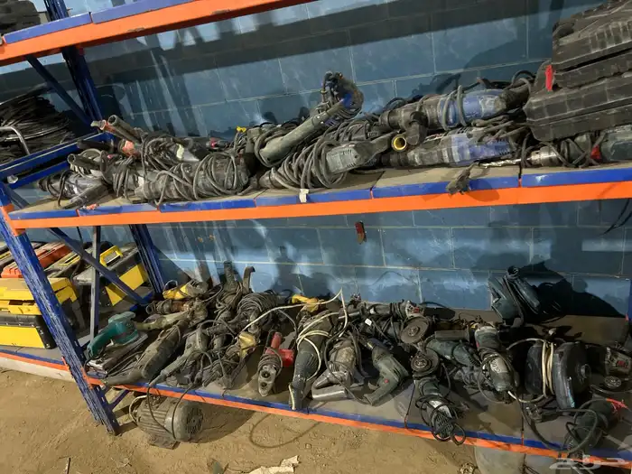 محول كهربائي 20 كليو وهلتيات. وصوريخ 4