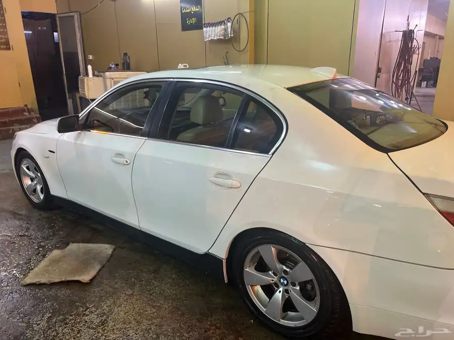 BMW 523i M6 4