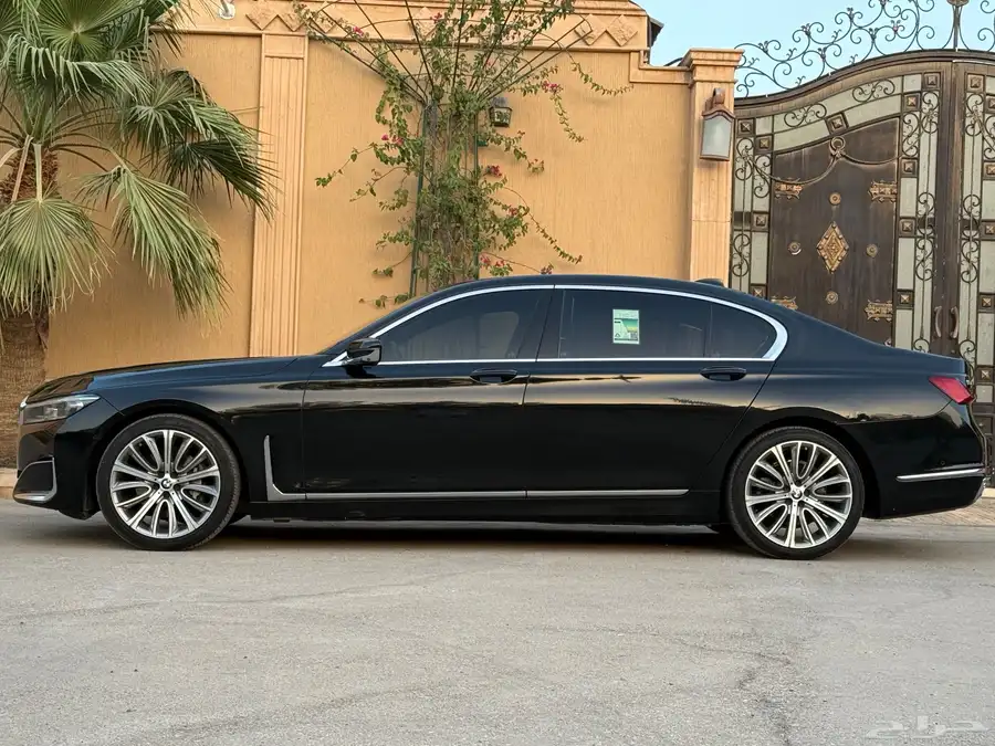 بي ام دبليو BMW Li730 موديل 2022 سعودي فل 16