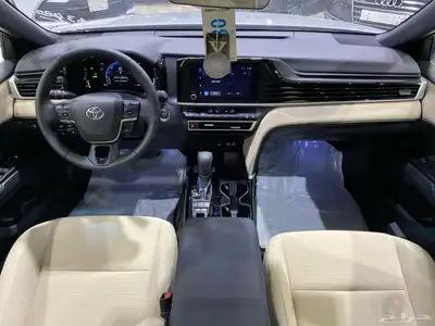 تايوتا كامري هايبرد 2025 12