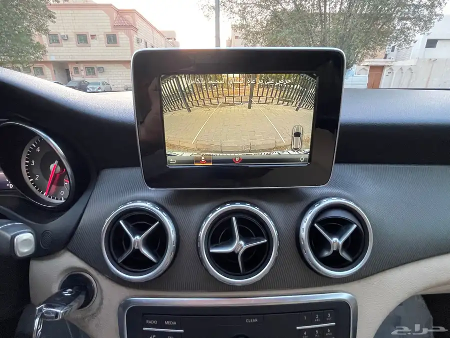 مرسيدس GLA250 2016 بحاله ممتاز 13