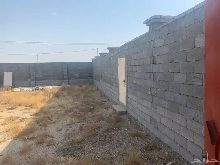 حوش للايجار اللحيانيه 1