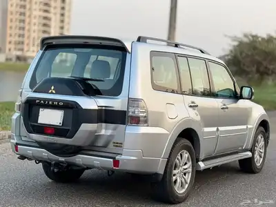 ميتسوبيشي باجيرو 2018 فل كامل 3 8V للبيع 3