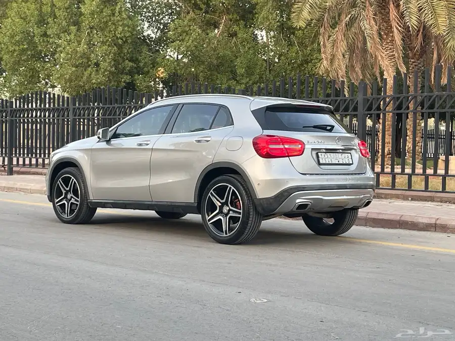 مرسيدس GLA250 2016 بحاله ممتاز 3