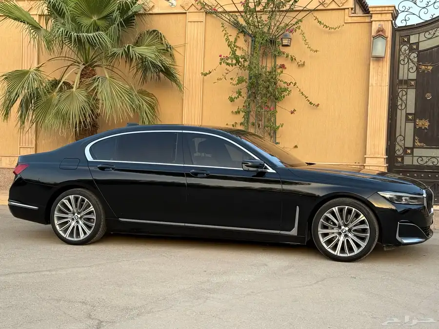 بي ام دبليو BMW Li730 موديل 2022 سعودي فل 5