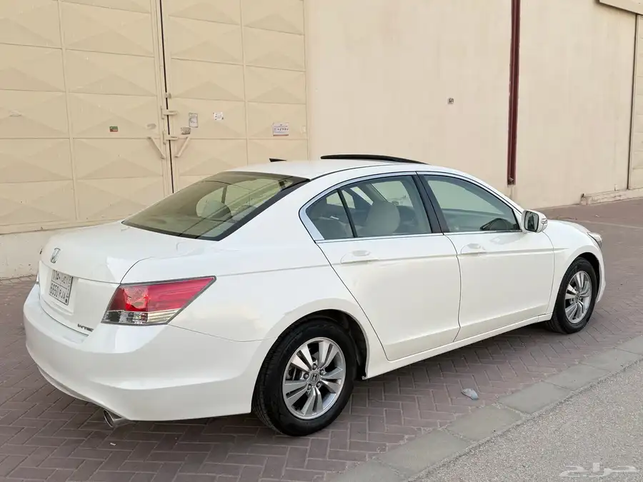 هوندا اكورد 2008 8