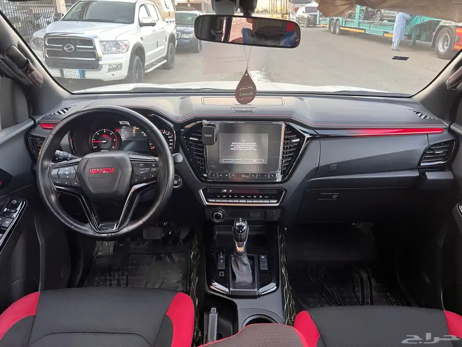 ايسوزو غمارتينGT 4
