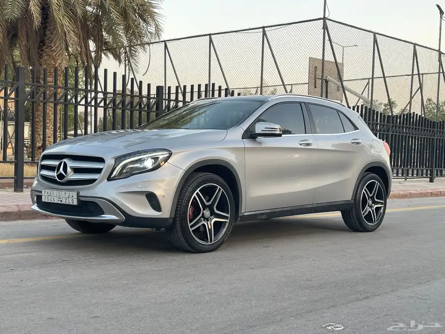 مرسيدس GLA250 2016 بحاله ممتاز 0