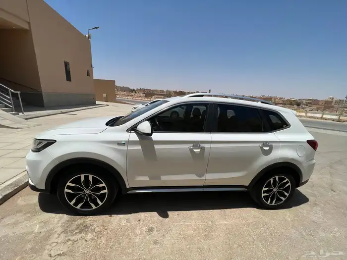 ام جي ار اكس 5 3