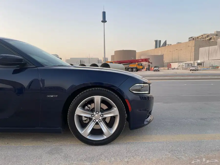دودج تشارجر R T 2016 V8 9