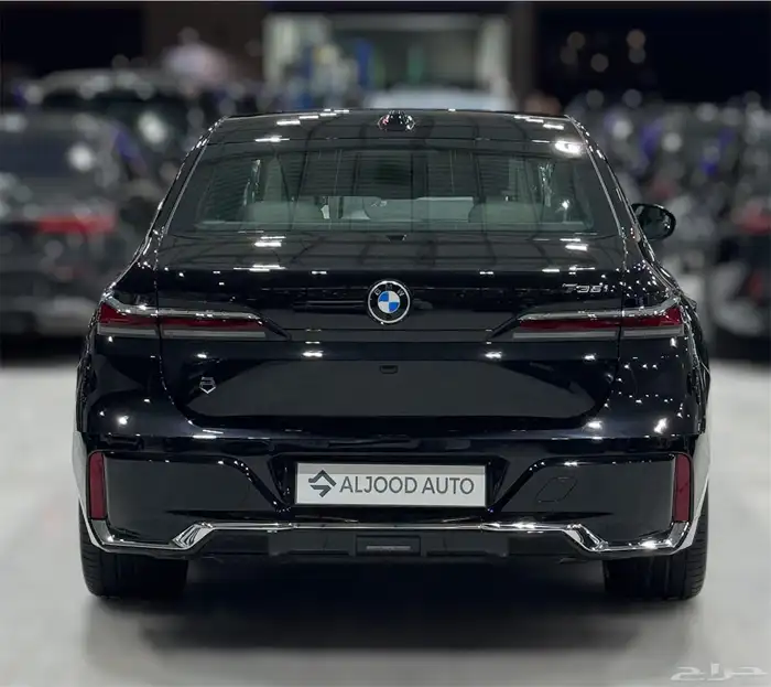 بي ام دبليو 735i M kit موديل 2026 فل كامل أندفجول جديد. 3